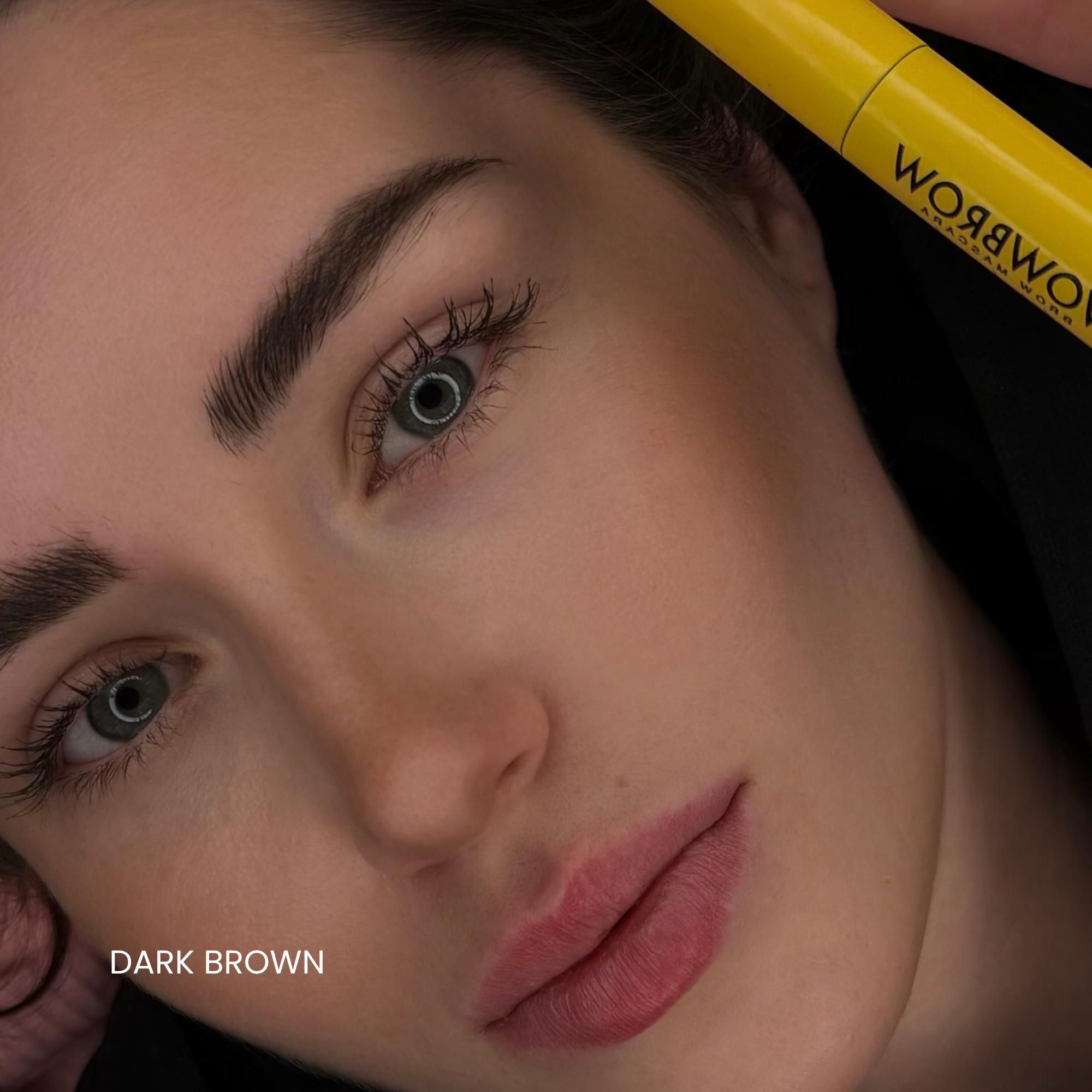 Color Boosting Brow Mascara